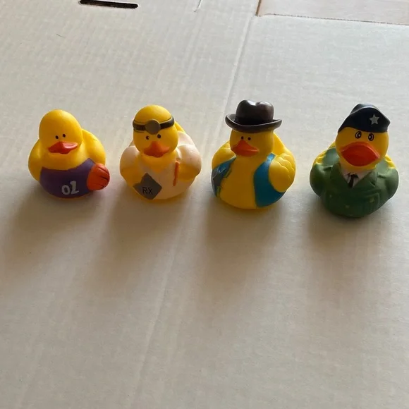 Yellow Rubber Duck Toy Set - Picture 1 of 5